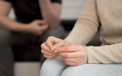 ¿Qué ocurre con mi testamento tras un divorcio?